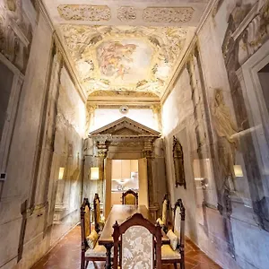  Apartment Yid Luxury Near Ponte Vecchio