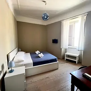 La Casa Di Piero In Via Ottaviano , Rome Italy